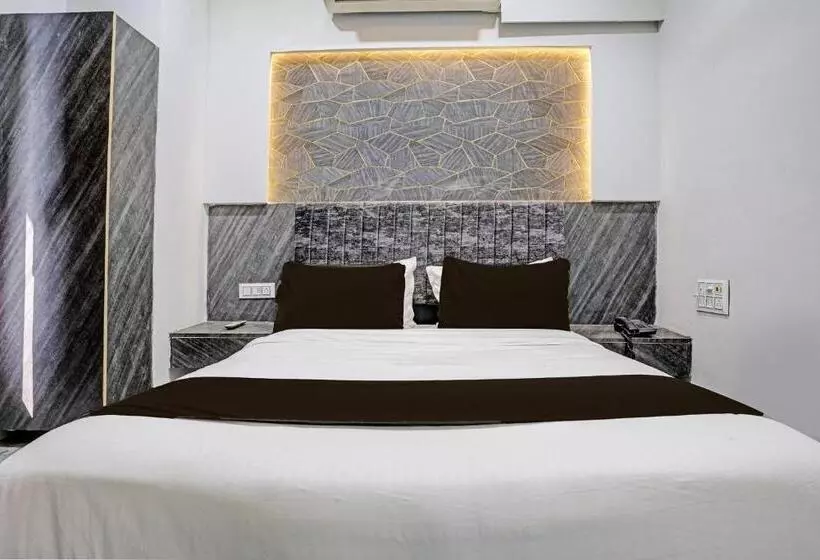 Oyo Hotel Star Galaxy