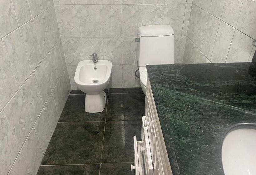 پانسیون Hostal Entreorientes