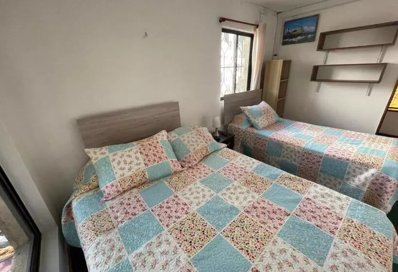 Majatalo Hostal Entreorientes