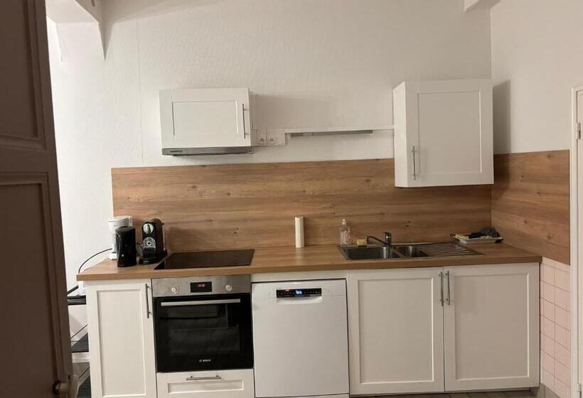 بنسيون Maison Monsigny