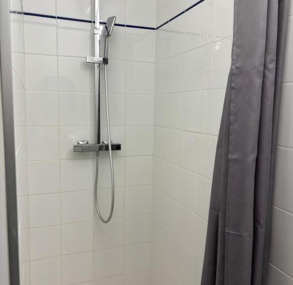 بنسيون Maison Monsigny