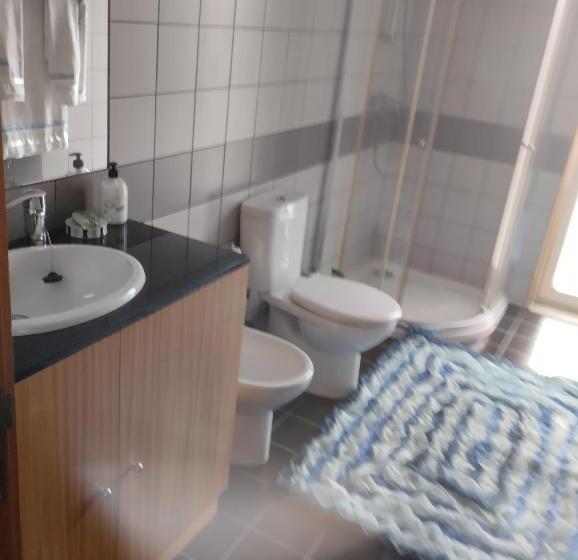 پانسیون O Cantinho Do Arnaldo