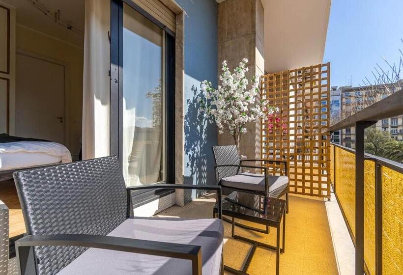 پانسیون The Train Suites