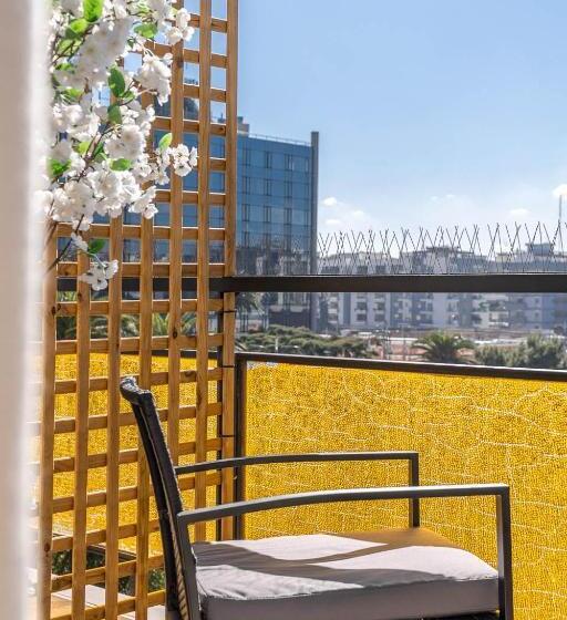 پانسیون The Train Suites