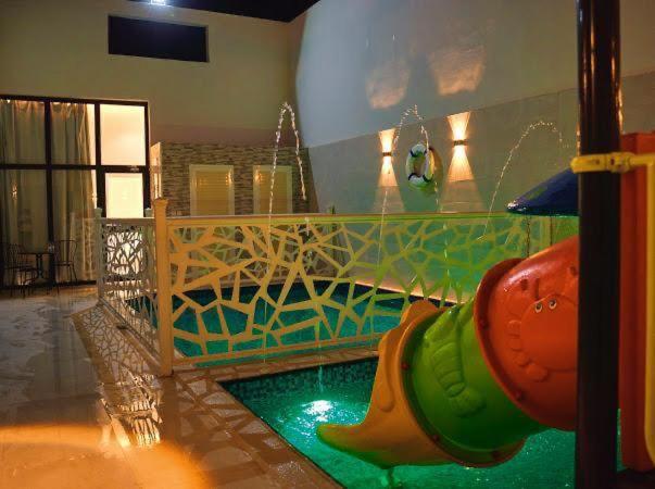 Resort شاليهات لاڤيرا