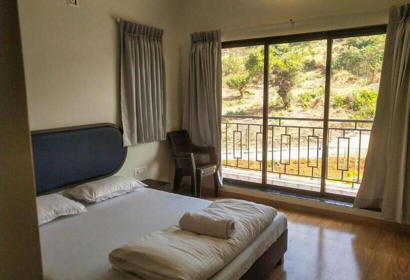 Resort Coastal Paradise