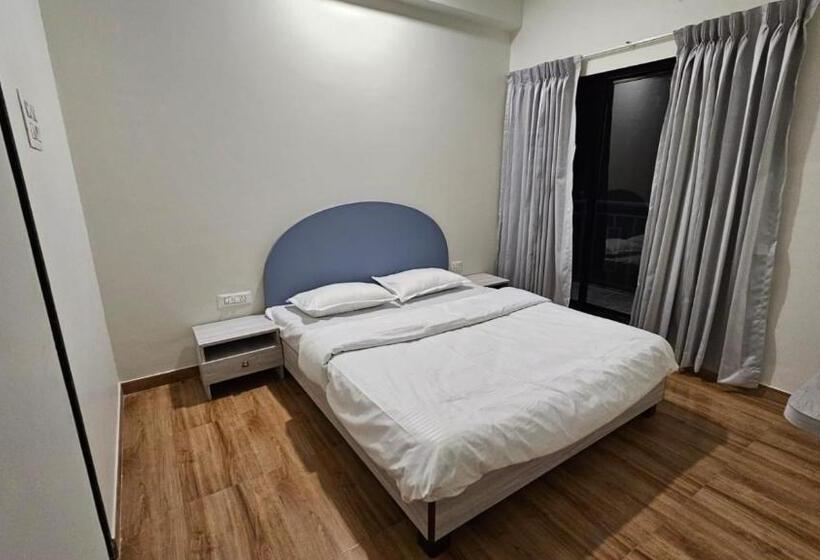 Resort Coastal Paradise