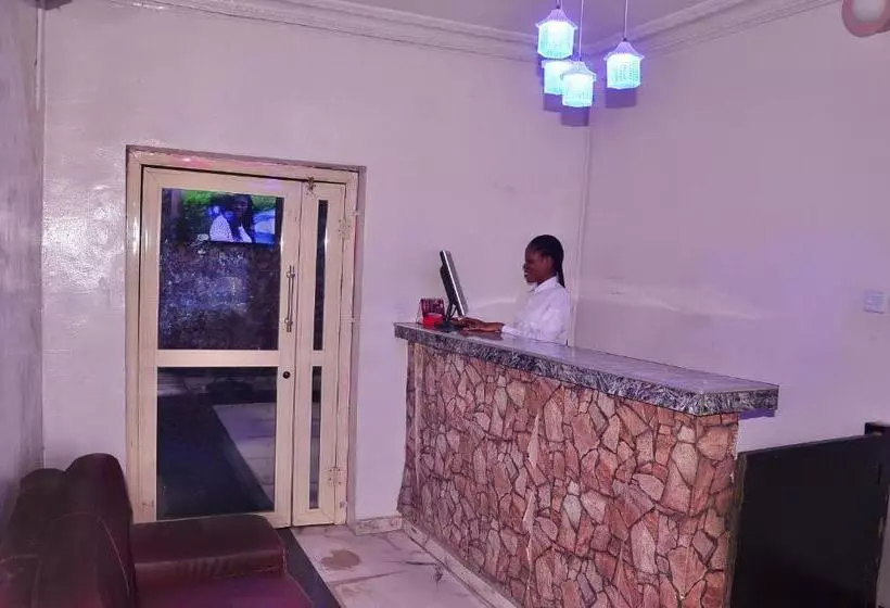 Trending Place Hotel And Suites