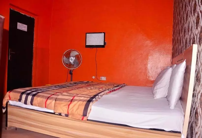 Trending Place Hotel And Suites