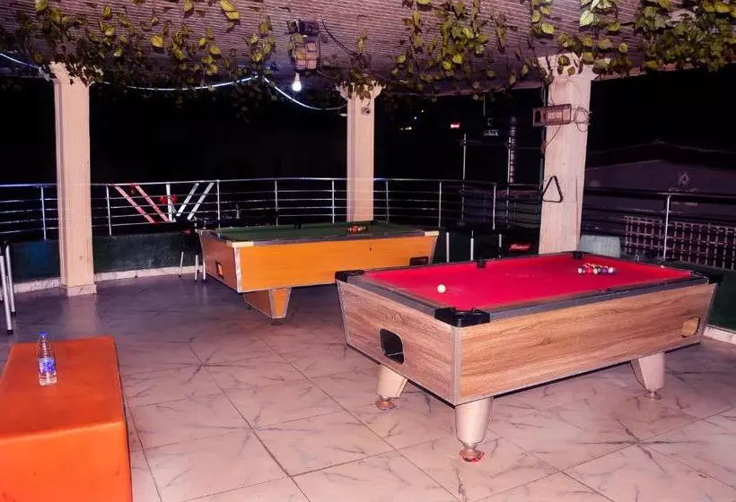 Trending Place Hotel And Suites