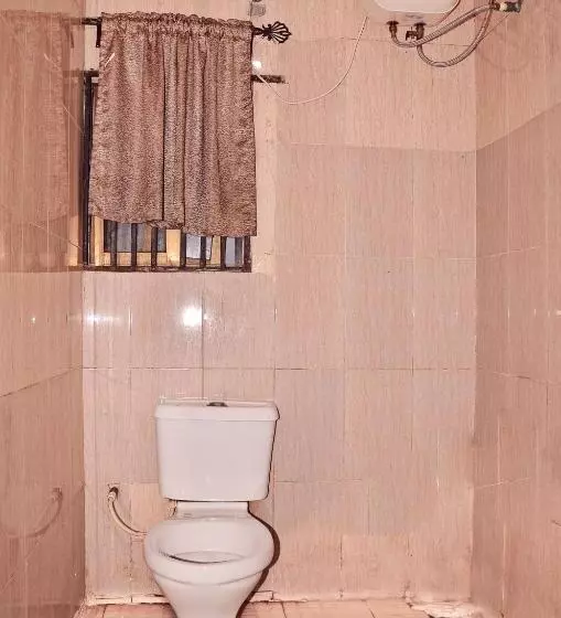 Trending Place Hotel And Suites