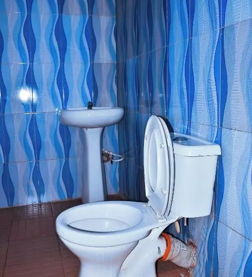 Trending Place Hotel And Suites
