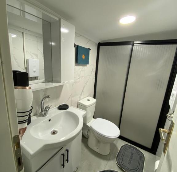 Yeldeği̇rmeni̇ Otel