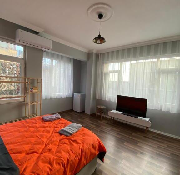 Yeldeği̇rmeni̇ Otel