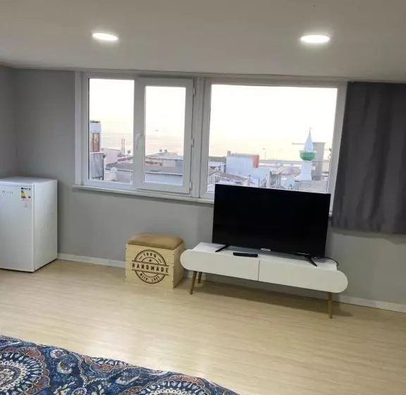 Yeldeği̇rmeni̇ Otel