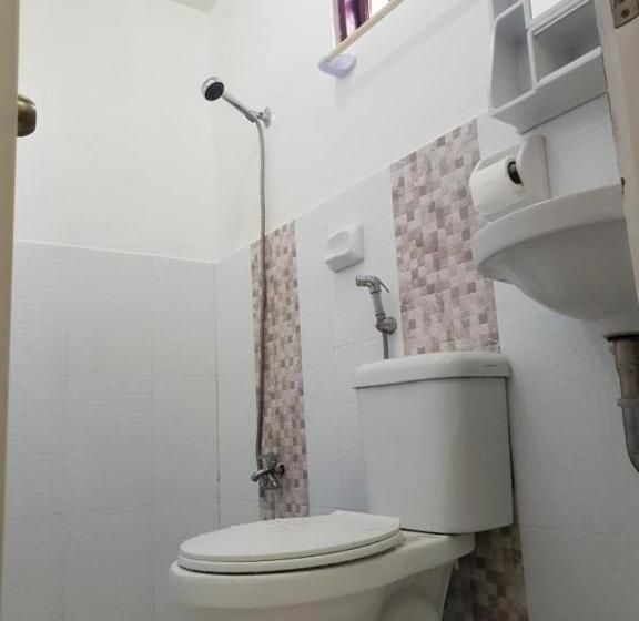 הוסטל Eashantis Place