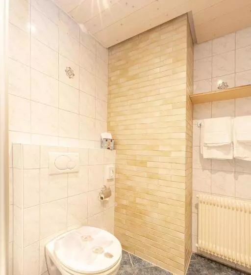 Retkeilymaja Landgasthof Adler