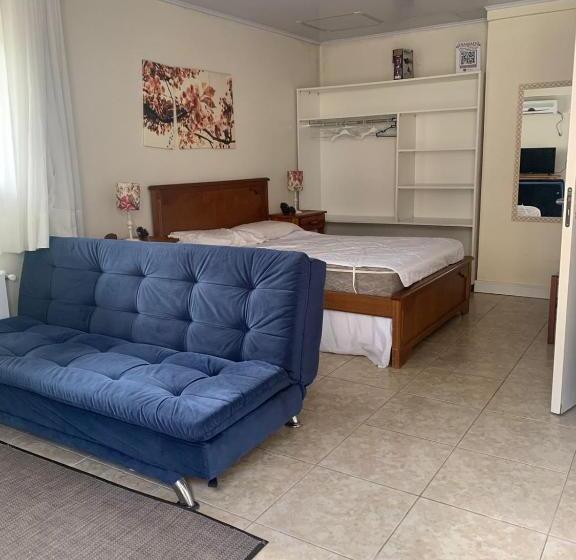 هاستل Pousada Quinta Dos Medeiros Canela E Ipê Amarelo Gramado