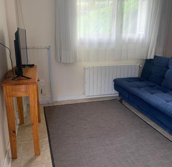 هاستل Pousada Quinta Dos Medeiros Canela E Ipê Amarelo Gramado