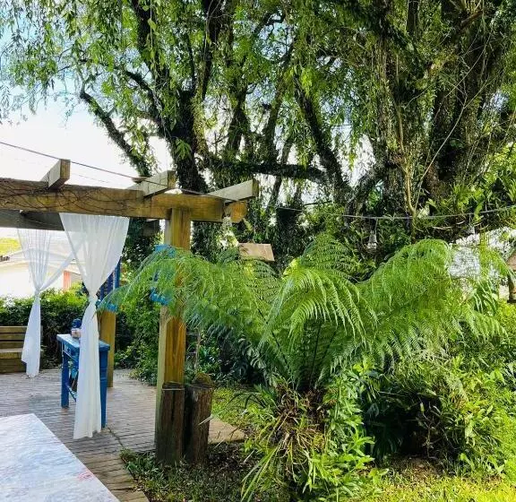 هاستل Pousada Quinta Dos Medeiros Canela E Ipê Amarelo Gramado