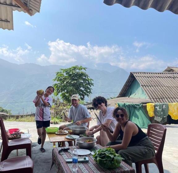 تختخواب و صبحانه Mountain Valley Local Homestay