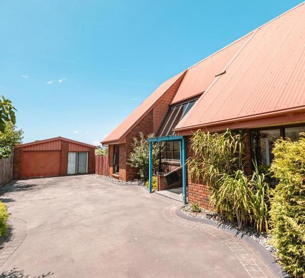 住宿加早餐 Spacious Coastal Gem