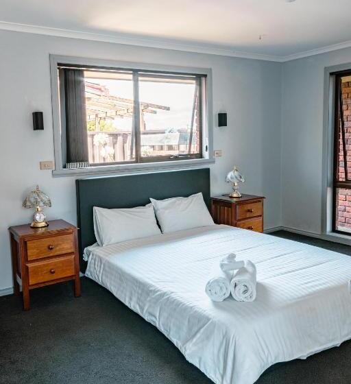 住宿加早餐 Spacious Coastal Gem