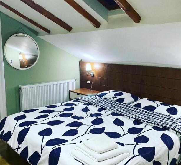 ホテル Bujtina Vasili