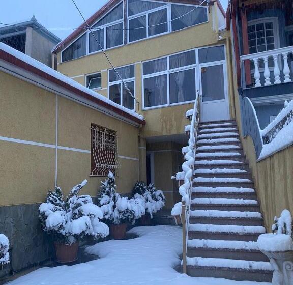 ホテル Bujtina Vasili