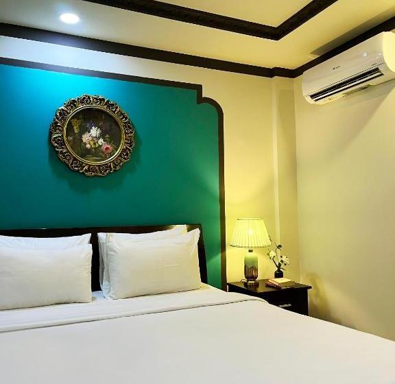 هتل La Serena Boutique