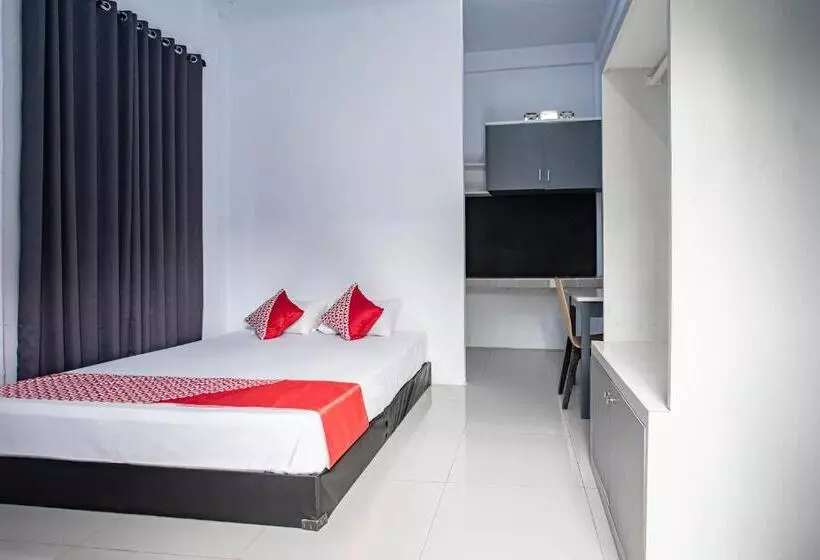 هتل Oyo 93476 Owo Guest House Syariah