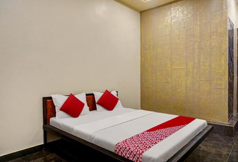 Отель Yashraj Resorts