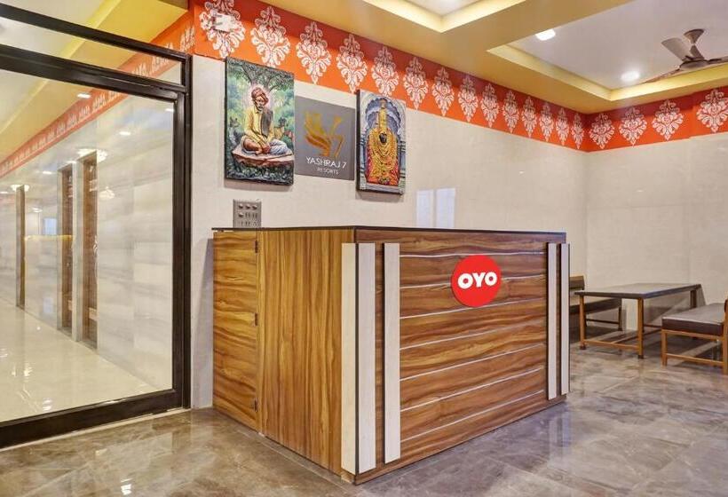 Отель Yashraj Resorts