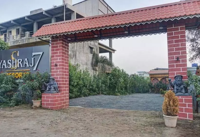 Hotelli Yashraj Resorts