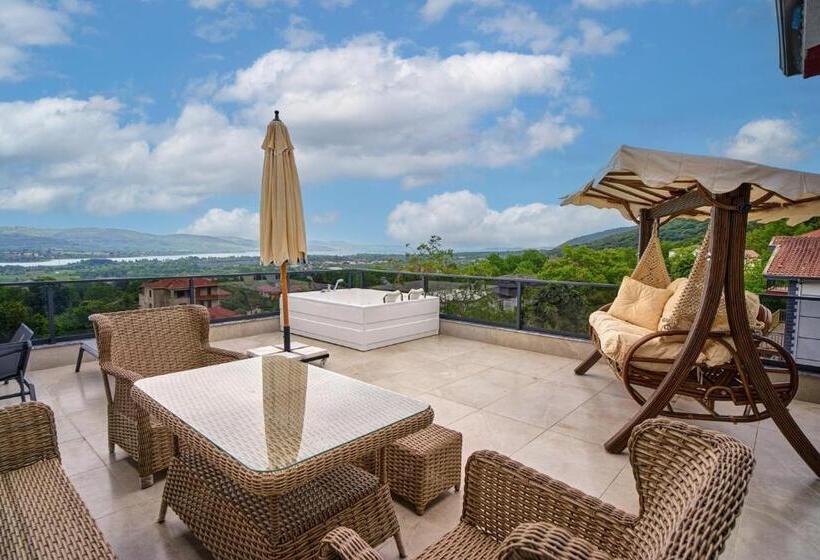 Отель Timeless Kartepe