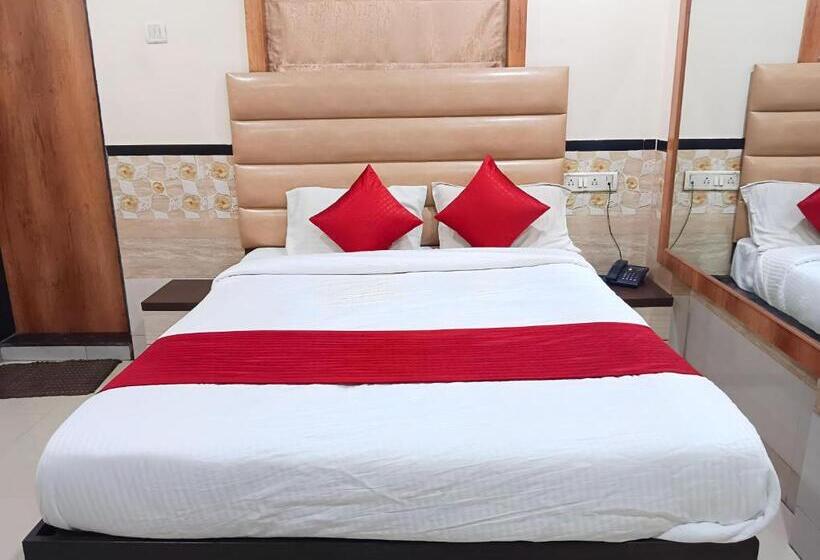 호텔 Vishwadarshan