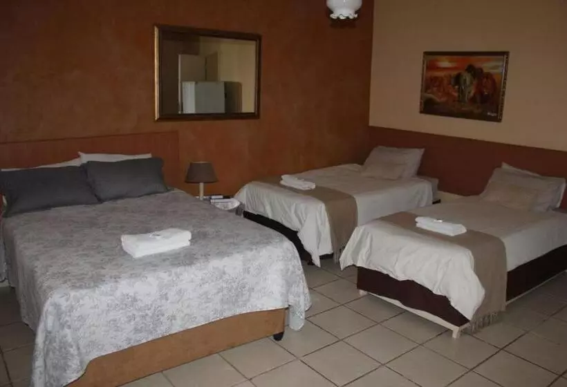 ペンション Apollo Guest House