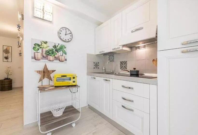 پانسیون La Buona Stella