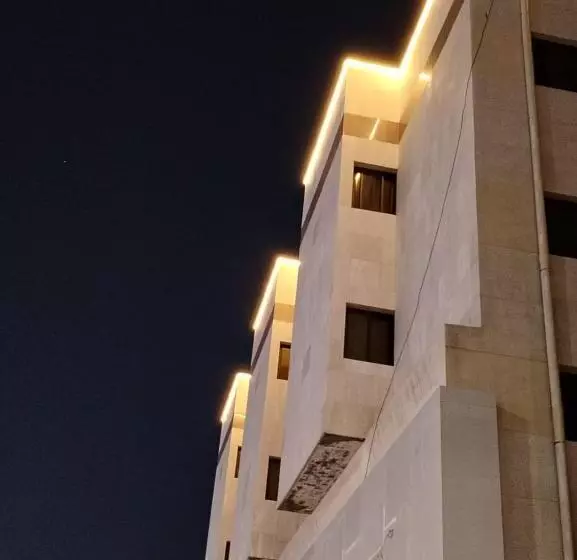 الساعه 60 الفندقيه