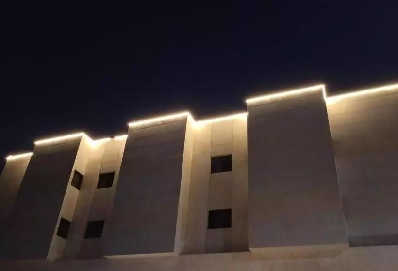 الساعه 60 الفندقيه