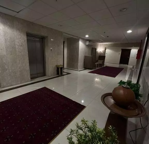 الساعه 60 الفندقيه