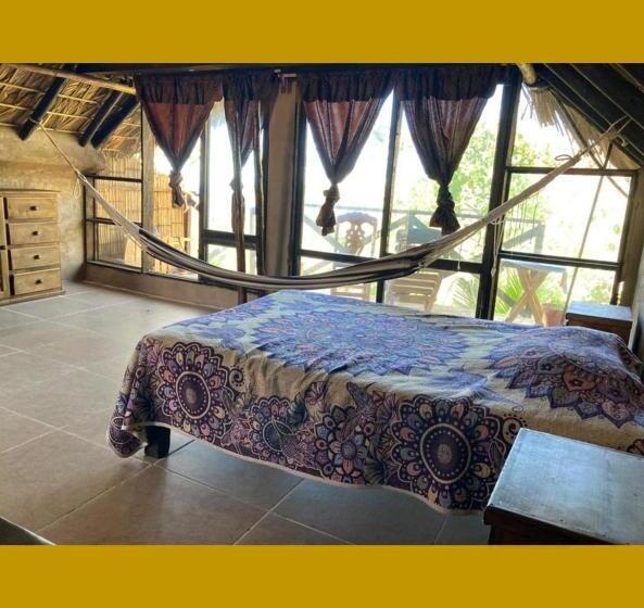 ユースホステル Mukti Bhukti