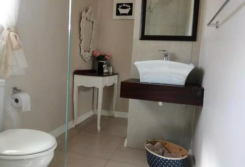 ベッドアンドブレックファースト Aquadel Accommodation