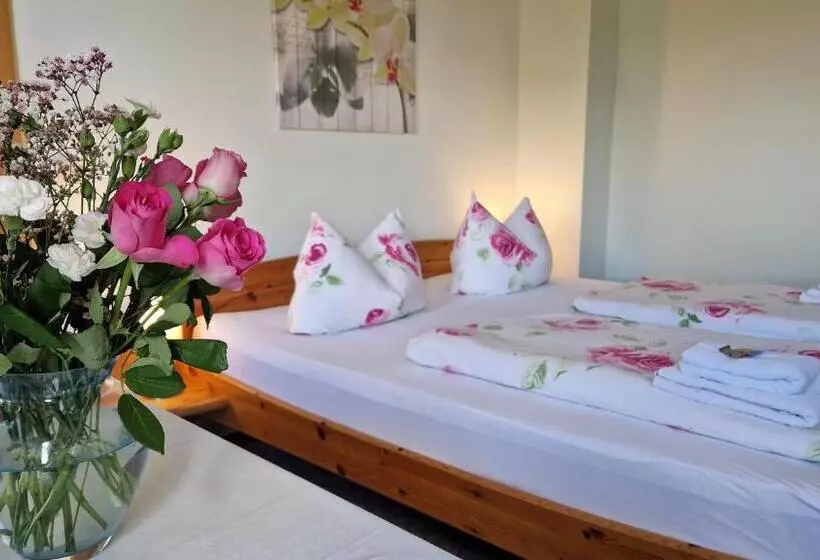 Aamiaismajoitus (B&B) Gästehaus Wilsickow