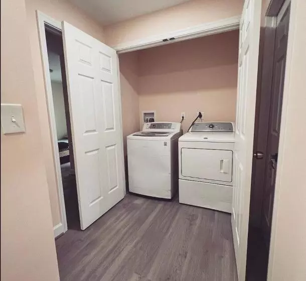 Aamiaismajoitus (B&B) Guest House Baltimore County Parkville