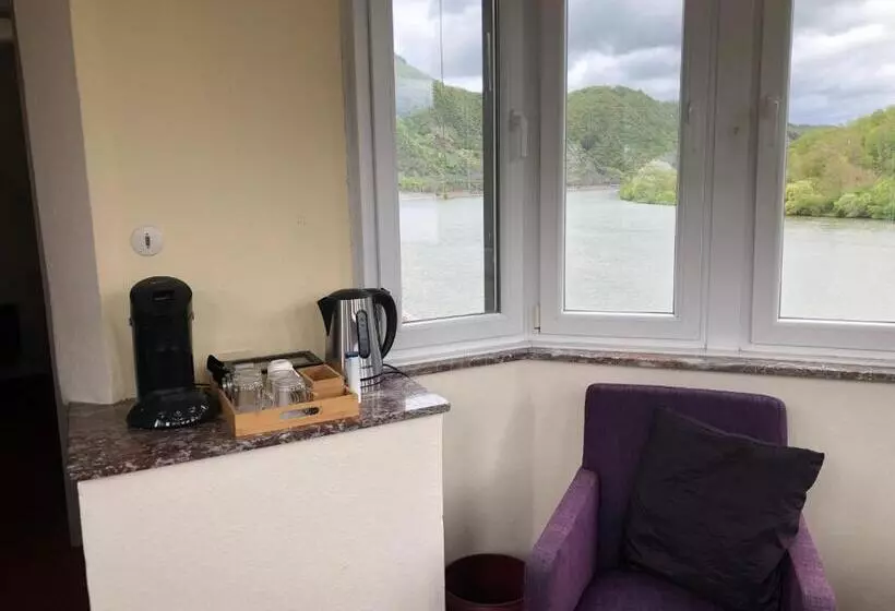 Aamiaismajoitus (B&B) Villa Cornely