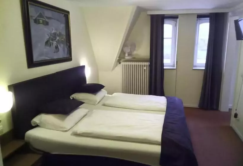 Aamiaismajoitus (B&B) Villa Cornely