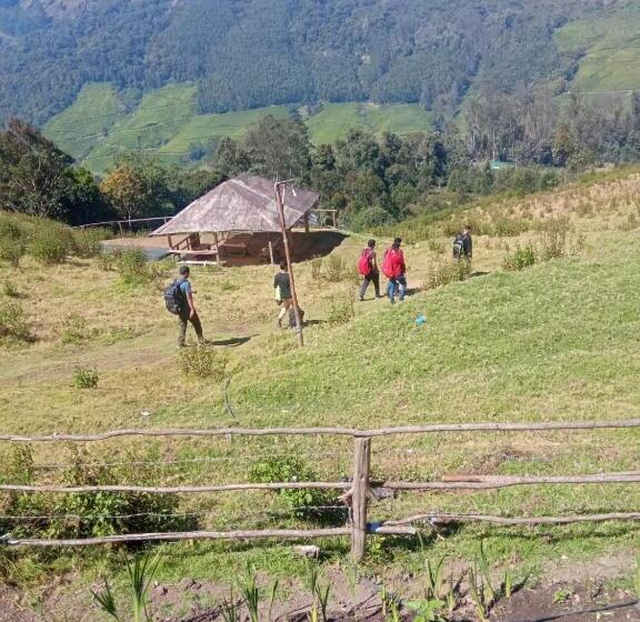 ホテル De Hobbit Tent Camping