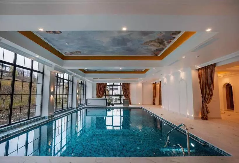 Hotelli Noblesse Boutique&spa