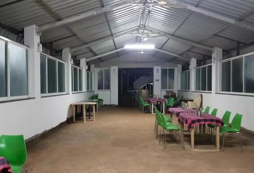ホテル Prabhusrukusti Krushi Paryatn Kendra , Satara